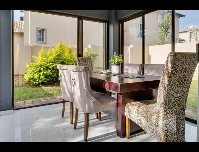 3 BEDROOM TOWNHOUSE FOR SALE IN RUIMSIG